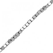 Hematite beads cube 1.5mm Silver